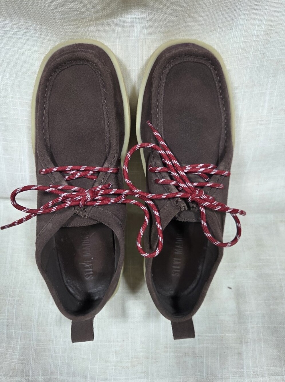 Steven madden Men's brown suede moccasin shoes with red laces 10 M